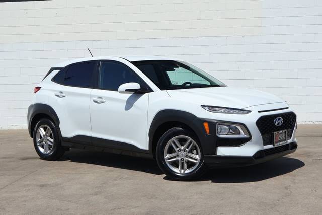 2021 Hyundai Kona SE FWD photo
