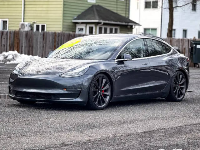 2020 Tesla Model 3 Performance AWD photo