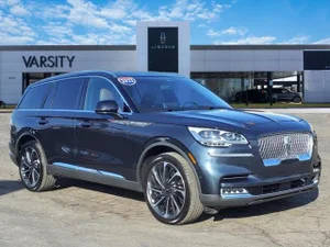 2023 Lincoln  Reserve AWD photo