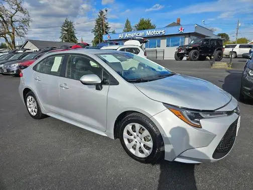 2020 Toyota Corolla LE FWD photo