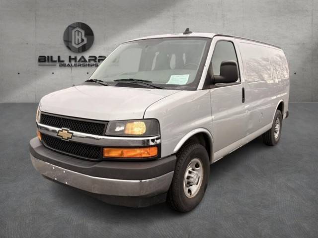 2018 Chevrolet Express Cargo  RWD photo