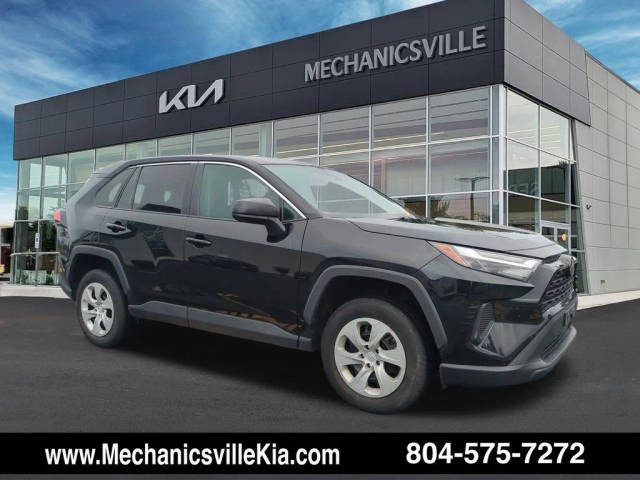 2023 Toyota RAV4 LE FWD photo