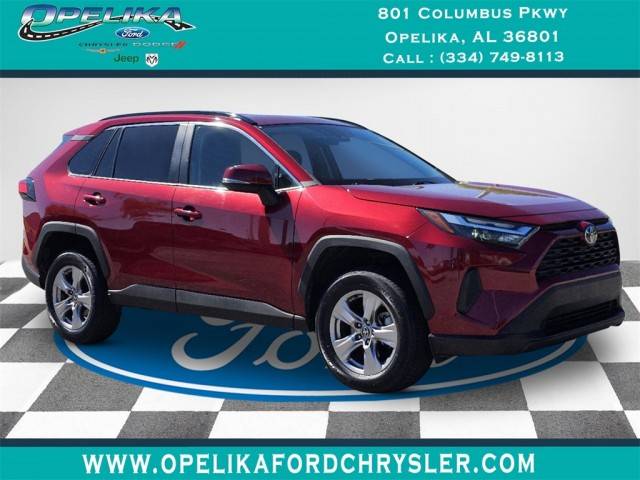 2022 Toyota RAV4 XLE AWD photo