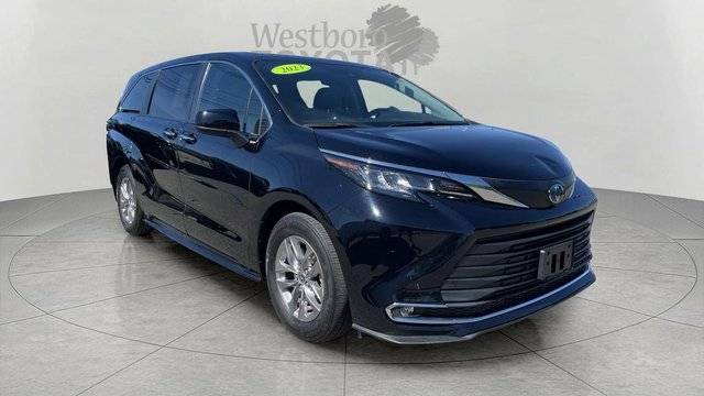 2023 Toyota Sienna XLE AWD photo