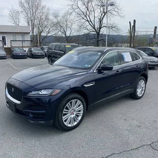 2018 Jaguar F-Pace 35t Portfolio AWD photo
