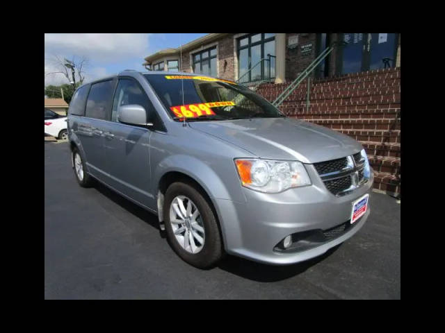 2019 Dodge Grand Caravan SXT FWD photo