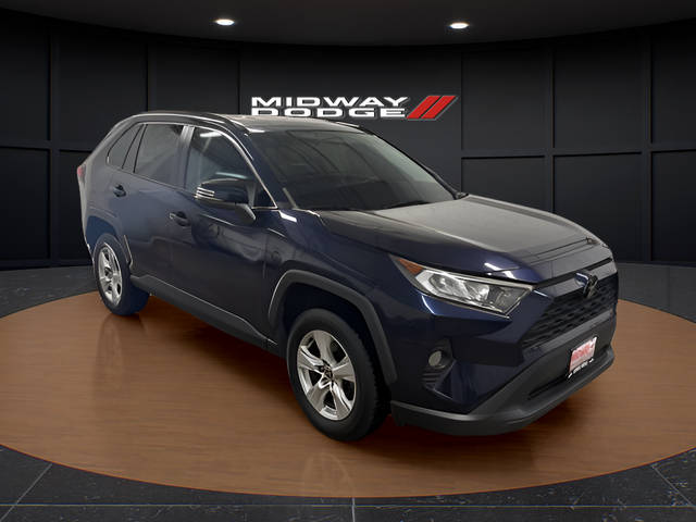 2021 Toyota RAV4 XLE AWD photo