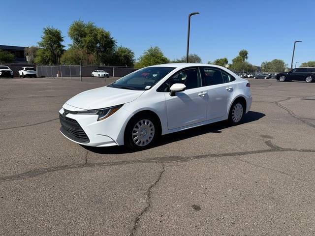 2023 Toyota Corolla LE FWD photo