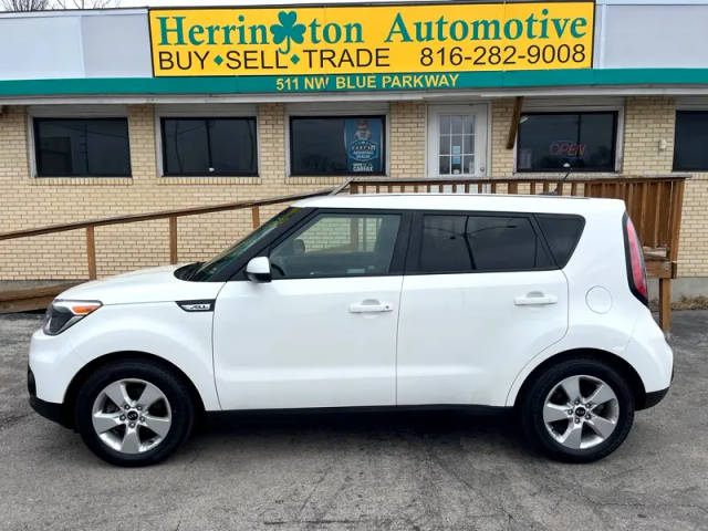 2019 Kia Soul Base FWD photo