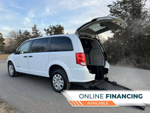 2019 Dodge Grand Caravan SE FWD photo