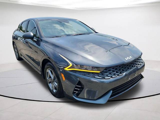 2023 Kia K5 LXS FWD photo