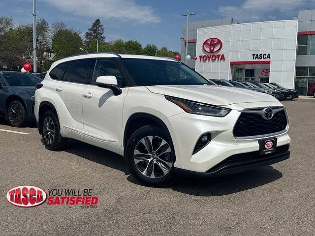 2021 Toyota Highlander XLE AWD photo