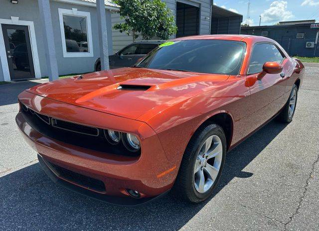 2021 Dodge Challenger SXT RWD photo