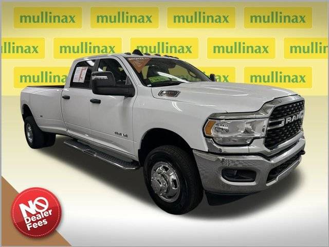 2023 Ram 3500 Big Horn 4WD photo