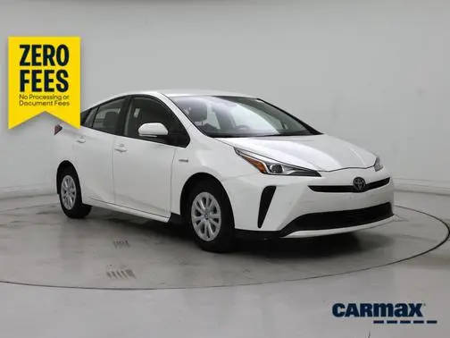 2022 Toyota Prius LE FWD photo