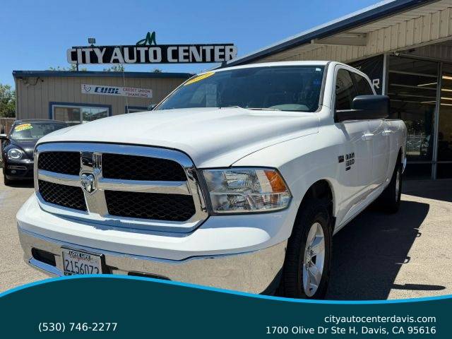 2019 Ram 1500 SLT RWD photo