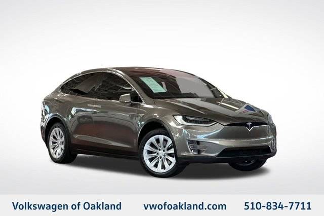 2016 Tesla Model X 90D AWD photo