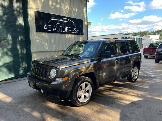 2015 Jeep Patriot Latitude FWD photo
