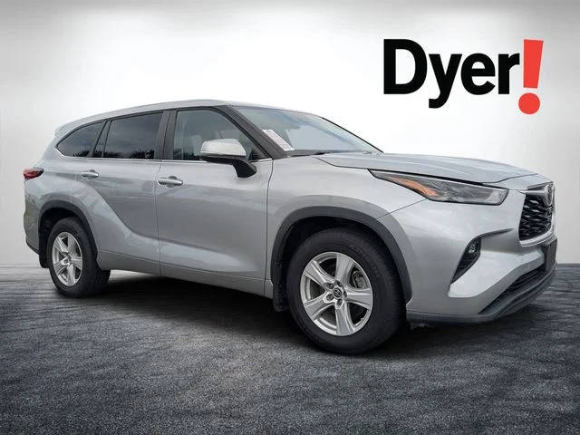 2023 Toyota Highlander LE AWD photo