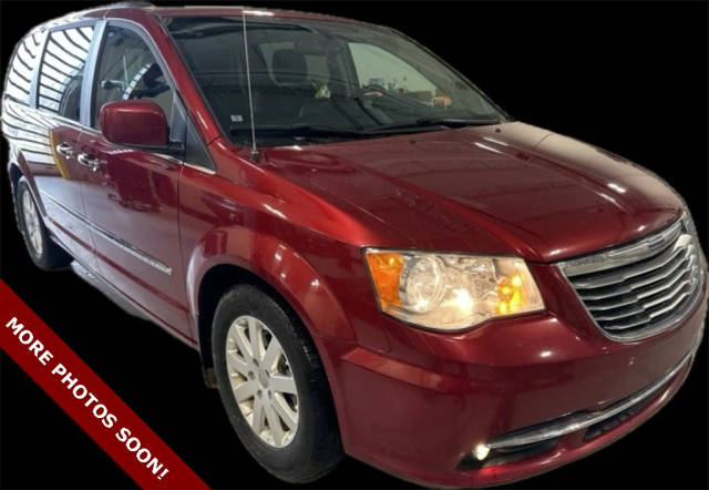 2015 Chrysler Town and Country Touring FWD photo