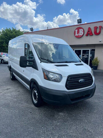 2017 Ford Transit Van RWD photo
