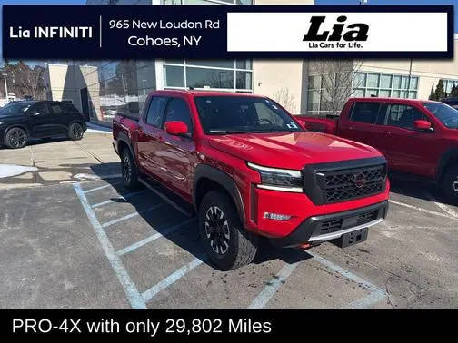 2023 Nissan Frontier PRO-4X 4WD photo