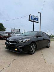2020 Kia Forte LXS FWD photo