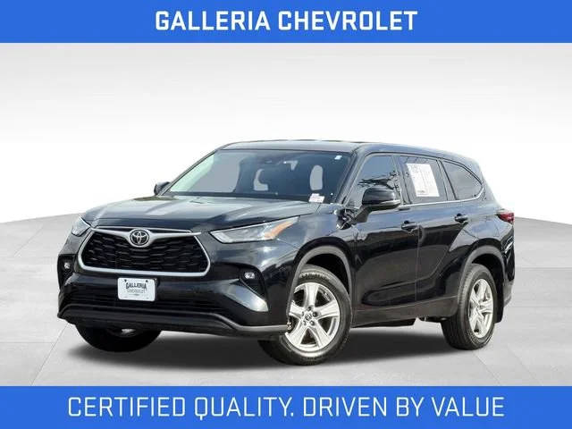 2022 Toyota Highlander LE AWD photo