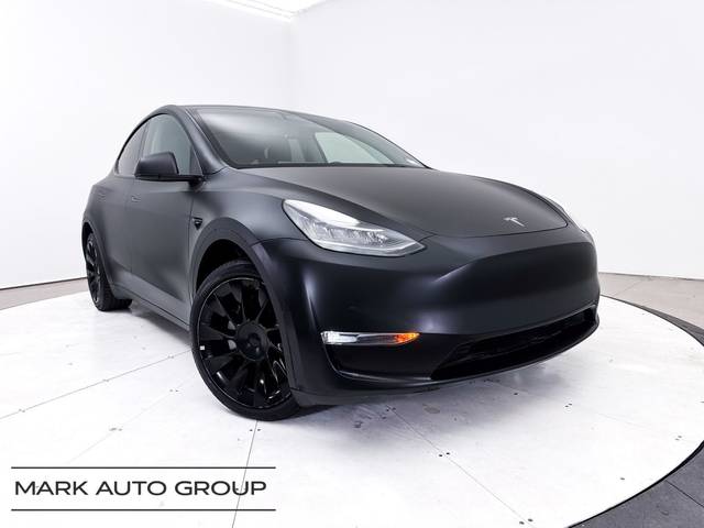 2022 Tesla Model Y Long Range AWD photo