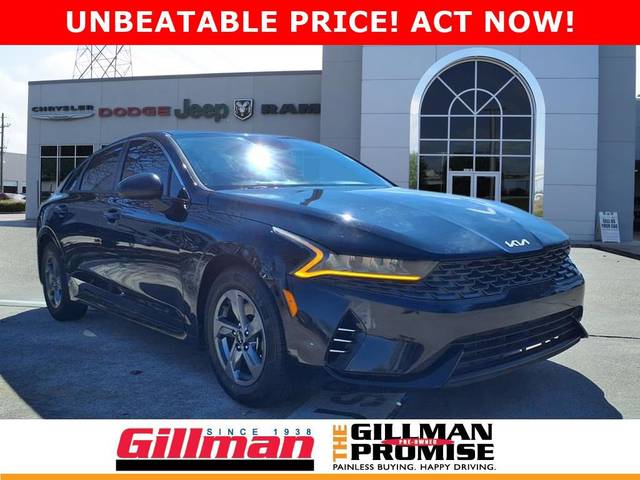 2023 Kia K5 LXS FWD photo