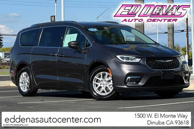 2021 Chrysler Pacifica Minivan Touring L FWD photo