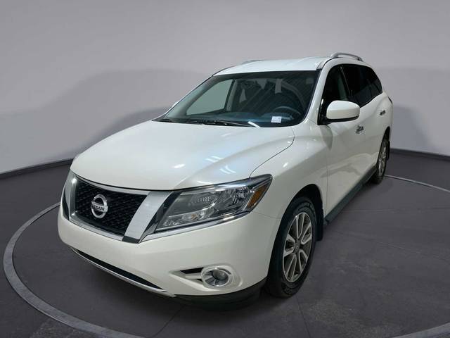 2015 Nissan Pathfinder SV FWD photo