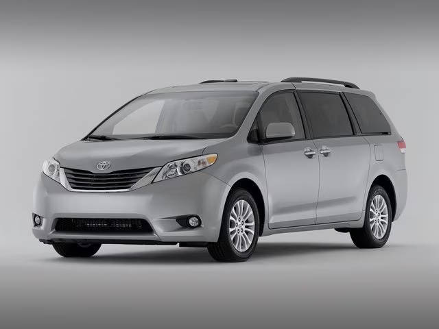 2015 Toyota Sienna Ltd AWD photo