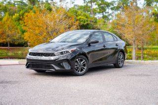 2023 Kia Forte LXS FWD photo