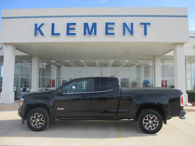 2015 GMC Canyon 4WD SLE 4WD photo