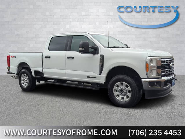 2023 Ford F-250 Super Duty XLT 4WD photo