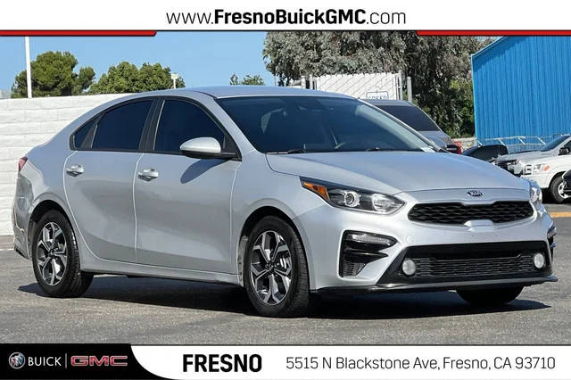 2021 Kia Forte LXS FWD photo