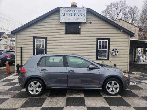 2015 Volkswagen Golf TDI S FWD photo