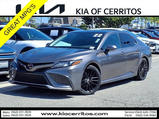 2022 Toyota Camry XSE FWD photo