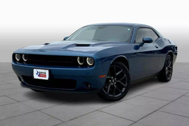 2020 Dodge Challenger SXT RWD photo