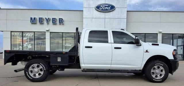2023 Ram 2500 Tradesman 4WD photo