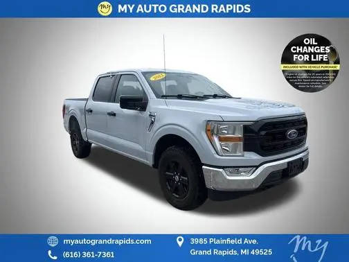 2021 Ford F-150 XLT 4WD photo