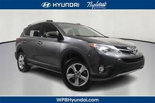 2015 Toyota RAV4 XLE FWD photo