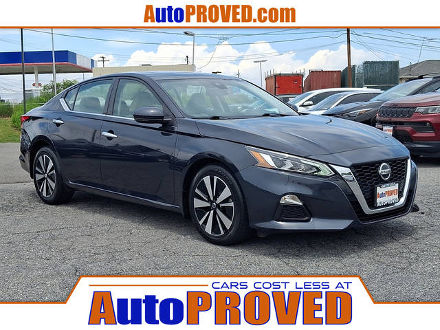 2021 Nissan Altima 2.5 SV FWD photo