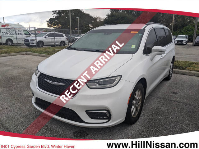 2022 Chrysler Pacifica Minivan Touring L FWD photo
