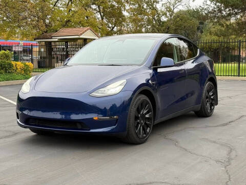 2022 Tesla Model Y Long Range AWD photo