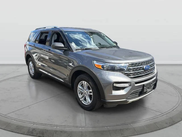 2022 Ford Explorer XLT 4WD photo