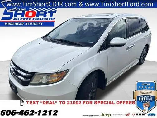 2015 Honda Odyssey Touring FWD photo