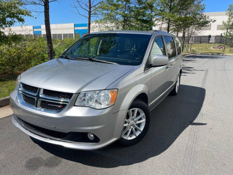 2019 Dodge Grand Caravan SXT FWD photo