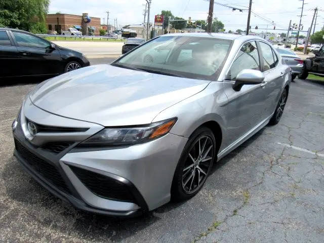 2021 Toyota Camry SE Nightshade FWD photo